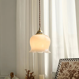 Dashing Flora Glass Pendant Light